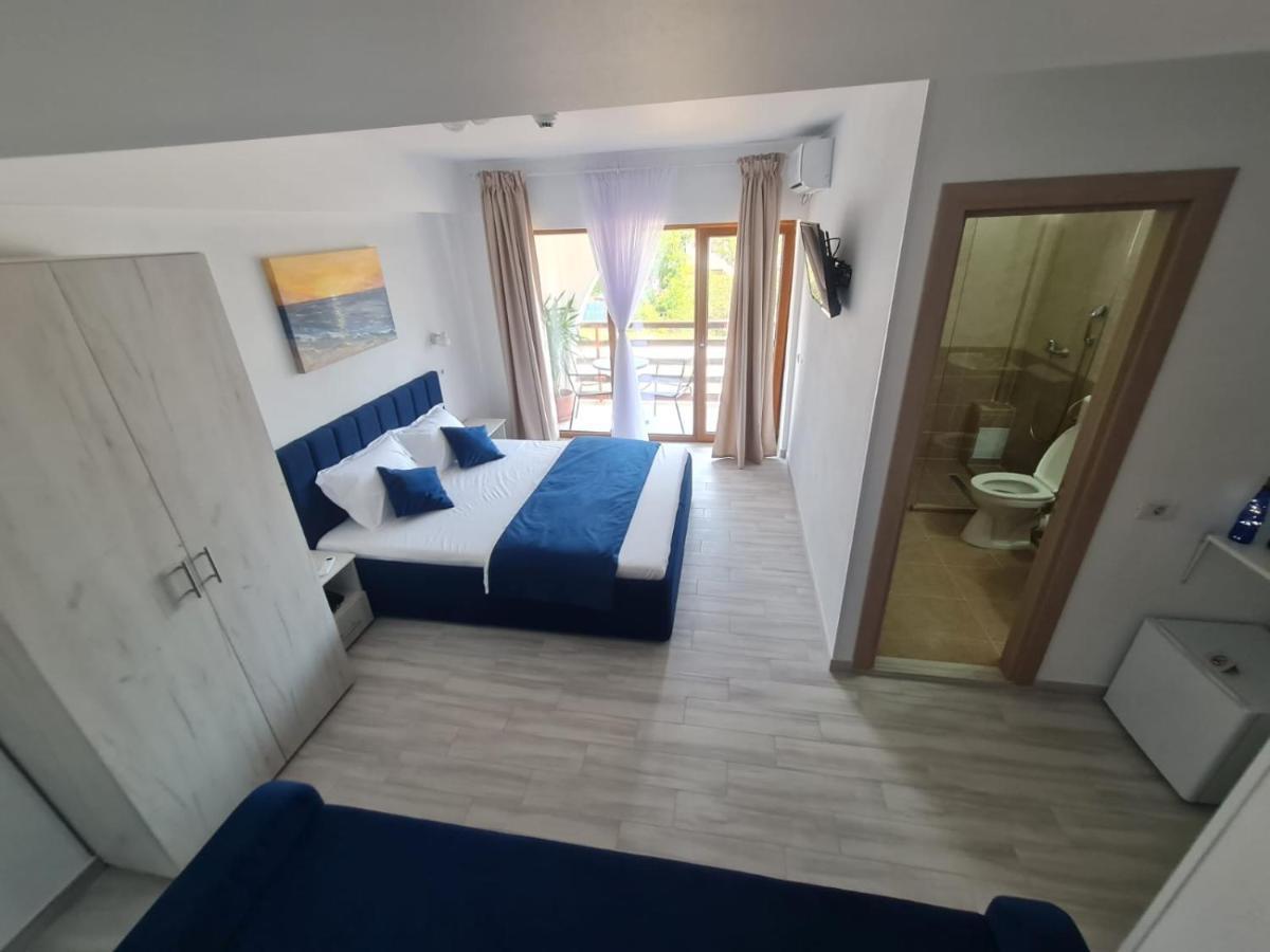 Hotel Yuka Vama Veche Zewnętrze zdjęcie