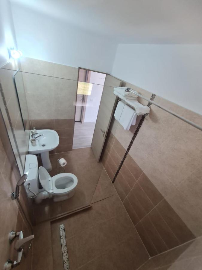 Hotel Yuka Vama Veche Zewnętrze zdjęcie