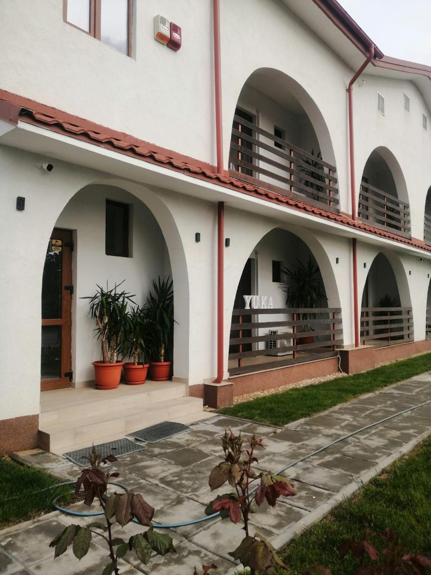Hotel Yuka Vama Veche Zewnętrze zdjęcie